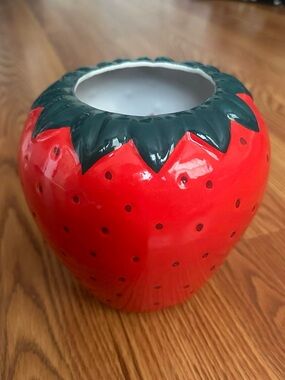 Ceramic Cottagecore Strawberry Accent Vase/Planter/Cookie Jar